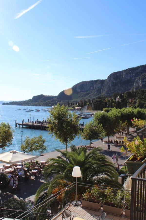 Hotel Tre Corone Garda  Exterior photo