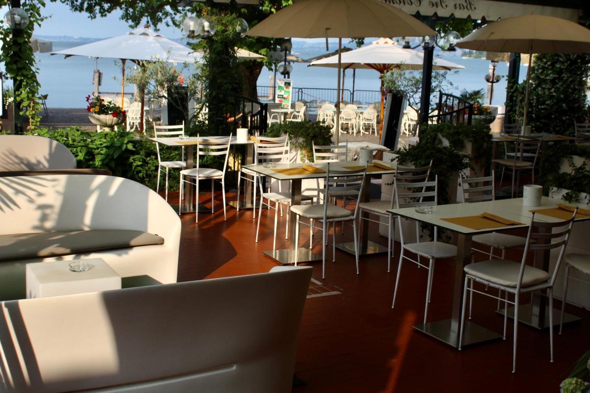 Hotel Tre Corone Garda  Exterior photo
